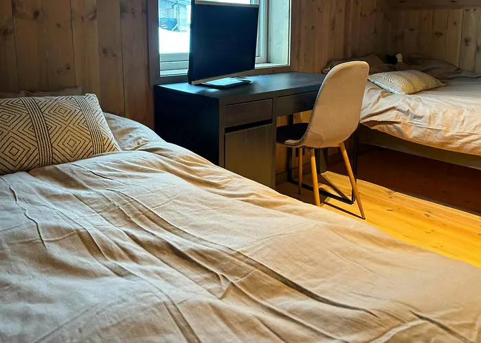 Vakantiehuis By The Slopes In *